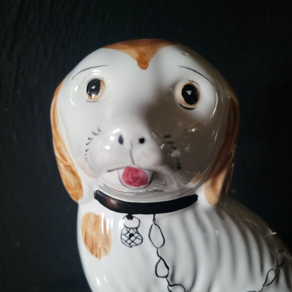 Vintage Staffordshire Style Dog Figurine, Mantle Dog, Made in Portugal - Picture 2 of 9